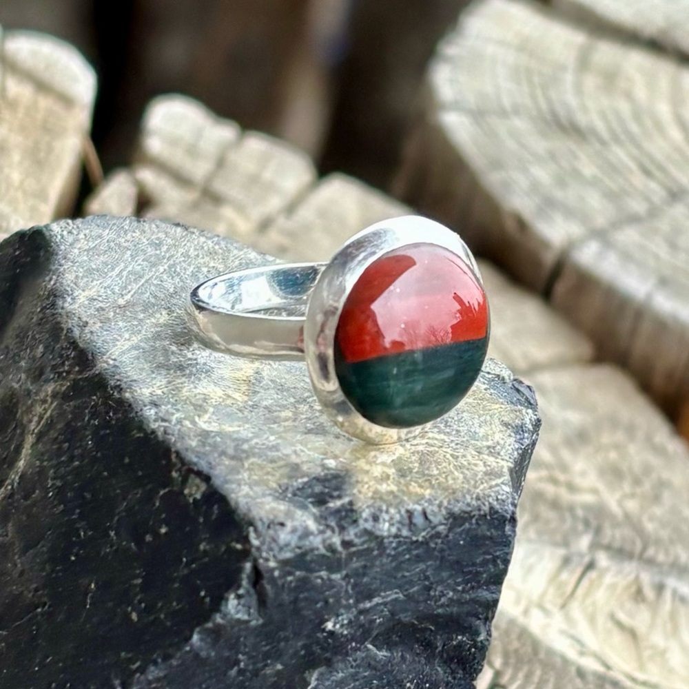 Bloodstone Ring - Picture 7 of 15